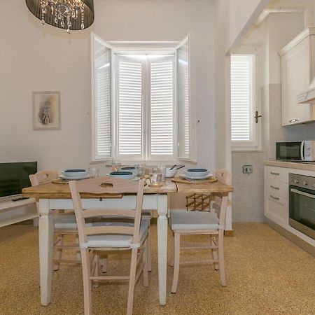 Brezza Marina Apartment Сан-Вінченцо Екстер'єр фото